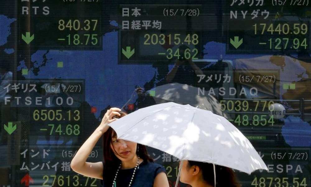 Asian Stocks Down as Tighter Fed Policy, China COVID-19 Outbreak Continue Impact